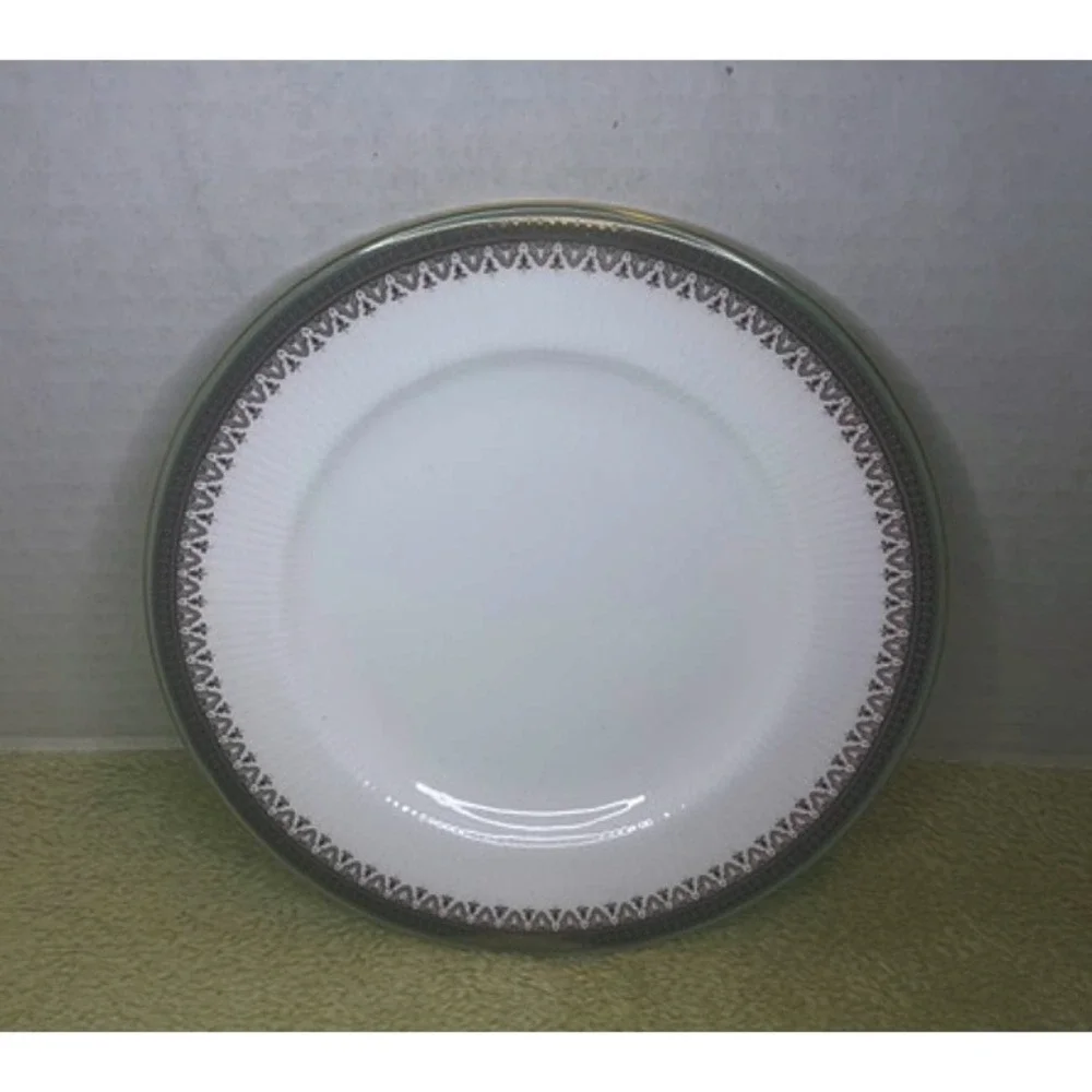 Set of 4 Paragon Kensington Fine Bone China Salad Plates 8 in
